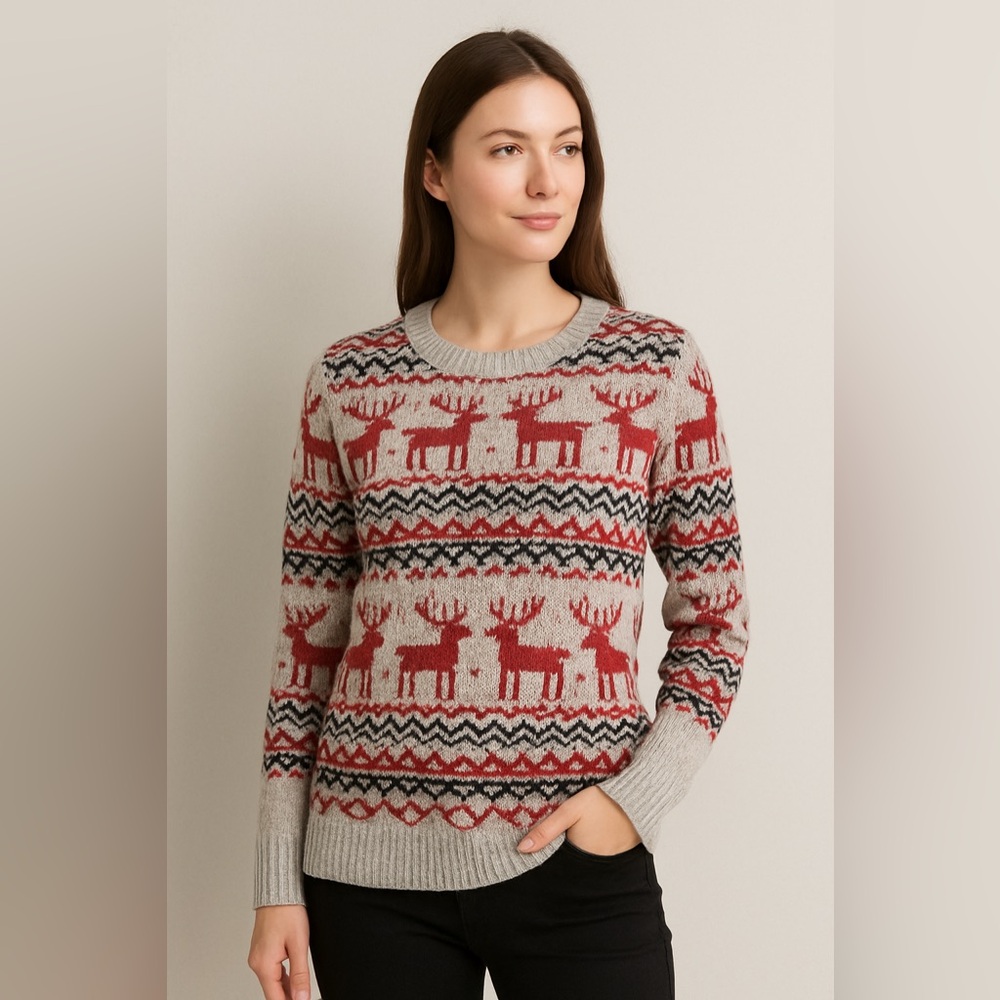 Shrinking Violet Fair Isle Reindeer Sweater M Gray Red Holiday Winter Cozy Knit